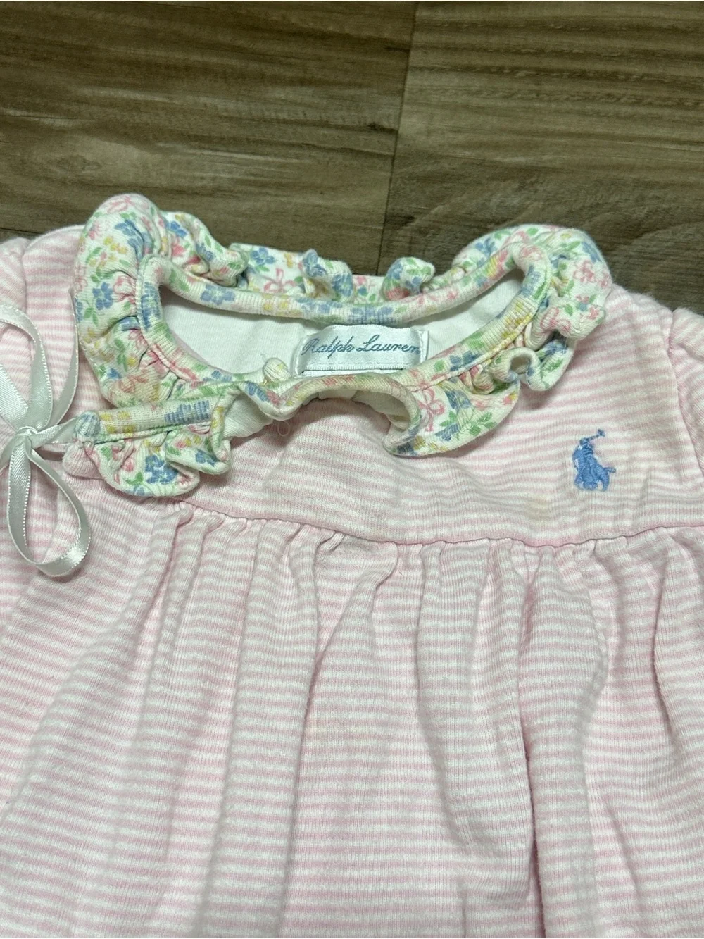 Ralph Lauren Baby Girls 0-3M Pink White Striped Romper Ruffle Bow Logo